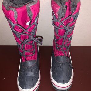 Shoepalooza!!! Cool Kids Snowboots [girls size 4/ euro size 3]